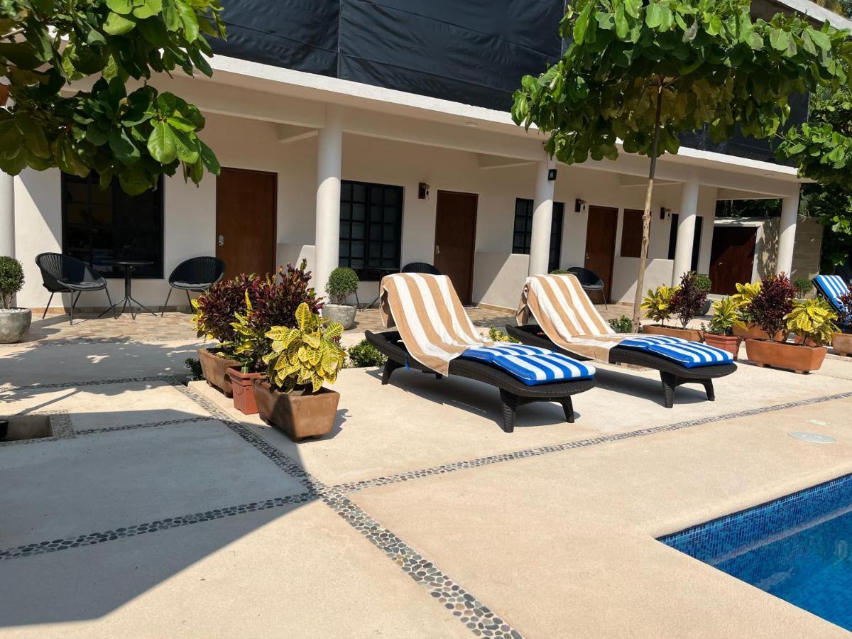 זיהואטנחו Natura Hotel & Villas מראה חיצוני תמונה